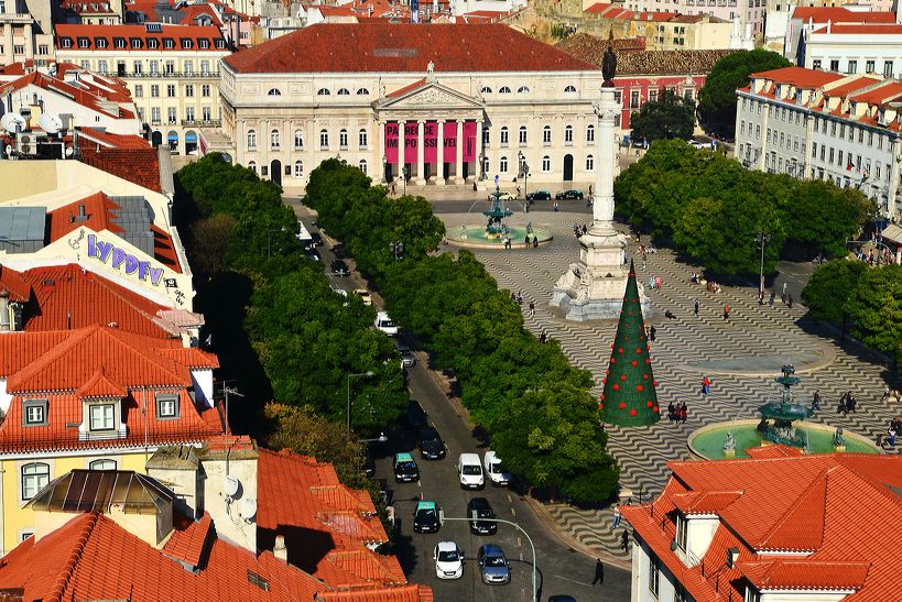 Lissabon, Lisboa Stadtteil Baixa Chiado und Bairro Alto, der Platz Rossio, Elevador de Santa Justa und die Tram Line 28.