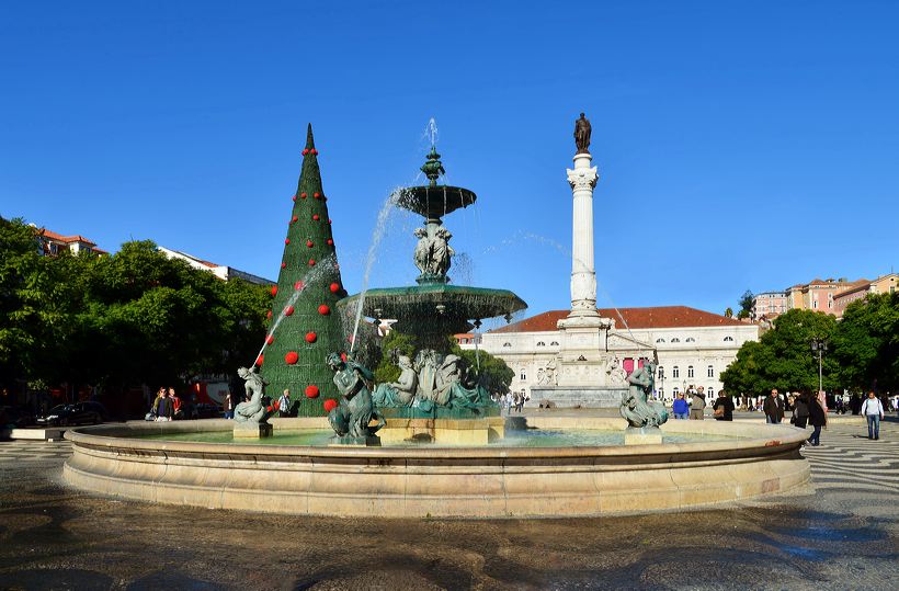 Lissabon, Lisboa Stadtteil Baixa Chiado und Bairro Alto, der Platz Rossio, Elevador de Santa Justa und die Tram Line 28.