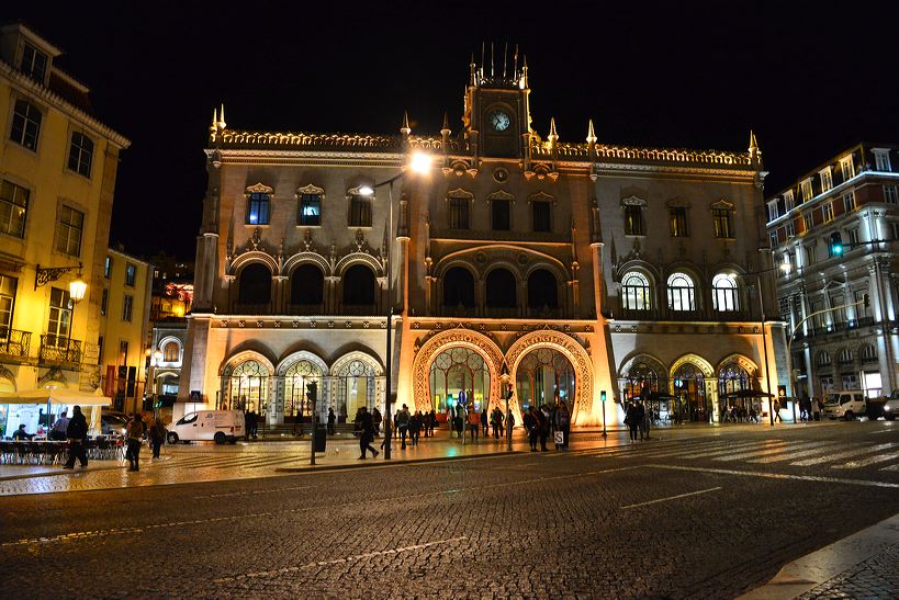 Lissabon, Lisboa Stadtteil Baixa Chiado und Bairro Alto, der Platz Rossio, Elevador de Santa Justa und die Tram Line 28.