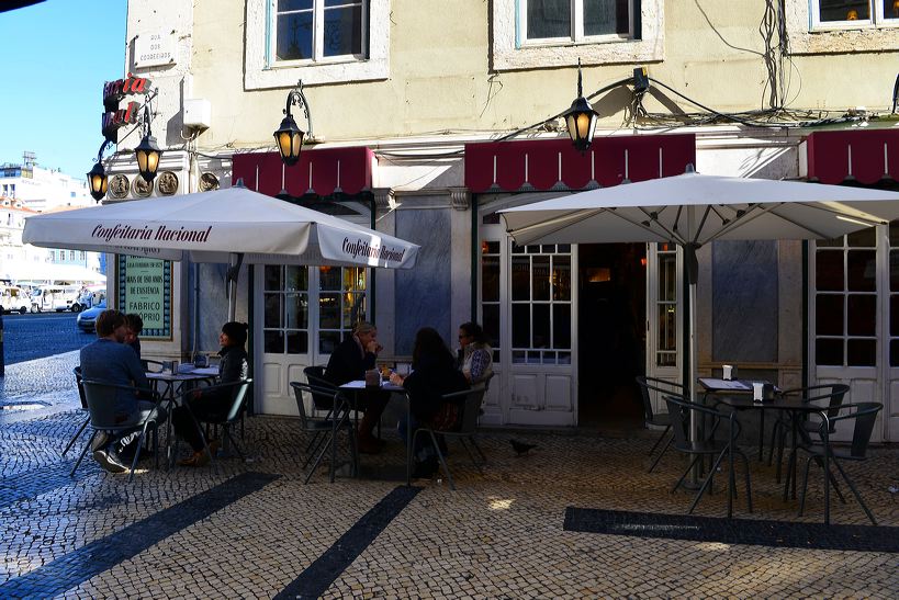 Lissabon, Lisboa Stadtteil Baixa Chiado und Bairro Alto, der Platz Rossio, Elevador de Santa Justa und die Tram Line 28.