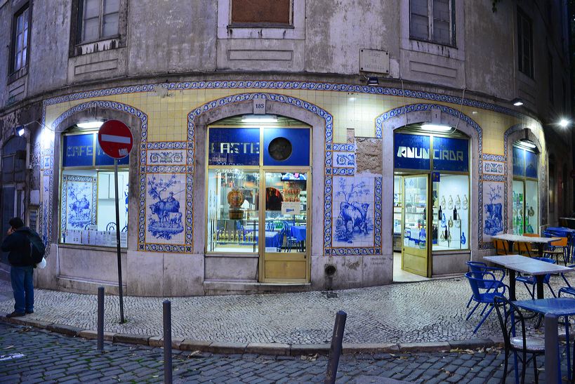 Lissabon, Lisboa Stadtteil Baixa Chiado und Bairro Alto, der Platz Rossio, Elevador de Santa Justa und die Tram Line 28.