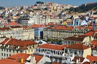 Lissabon, Lisboa Stadtteil Baixa Chiado und Bairro Alto, der Platz Rossio, Elevador de Santa Justa und die Tram Line 28.