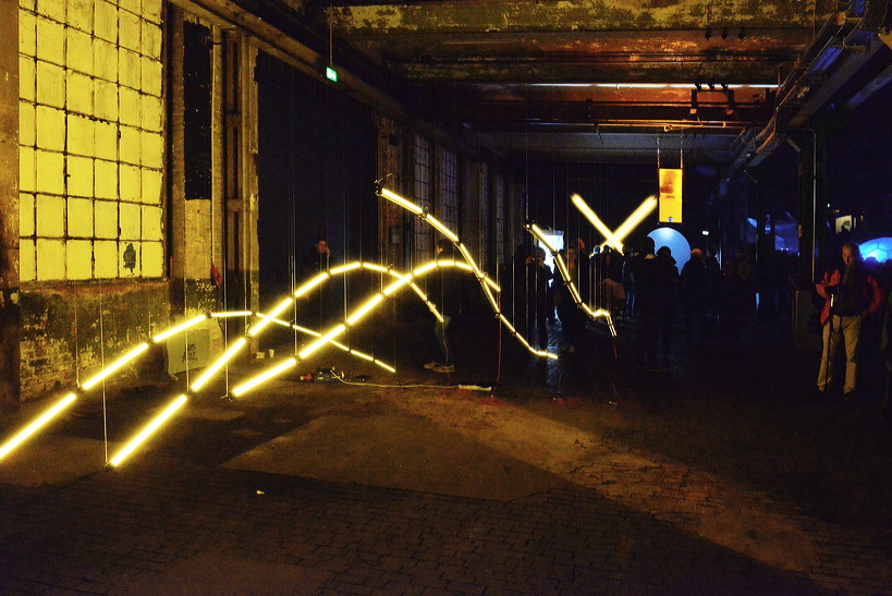 Die Luminale Frankfurt, leuchtende Objekte in der ganzen Stadt, die Biennale der Lichtkultur mit vielen Projekten der Lichtkunstschau.