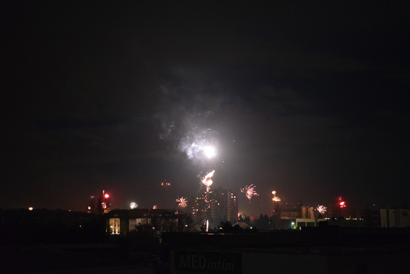 Silvester Neujahr neues Jahr Feuerwerk zwischen den Jahren Brauchtum Heilige drei Könige Sternsinger