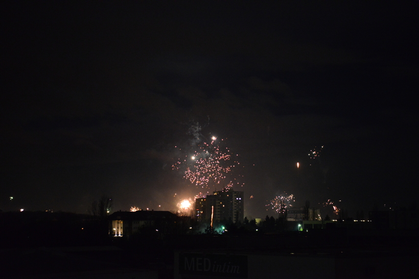 Silvester Neujahr neues Jahr Feuerwerk zwischen den Jahren Brauchtum Heilige drei Könige Sternsinger