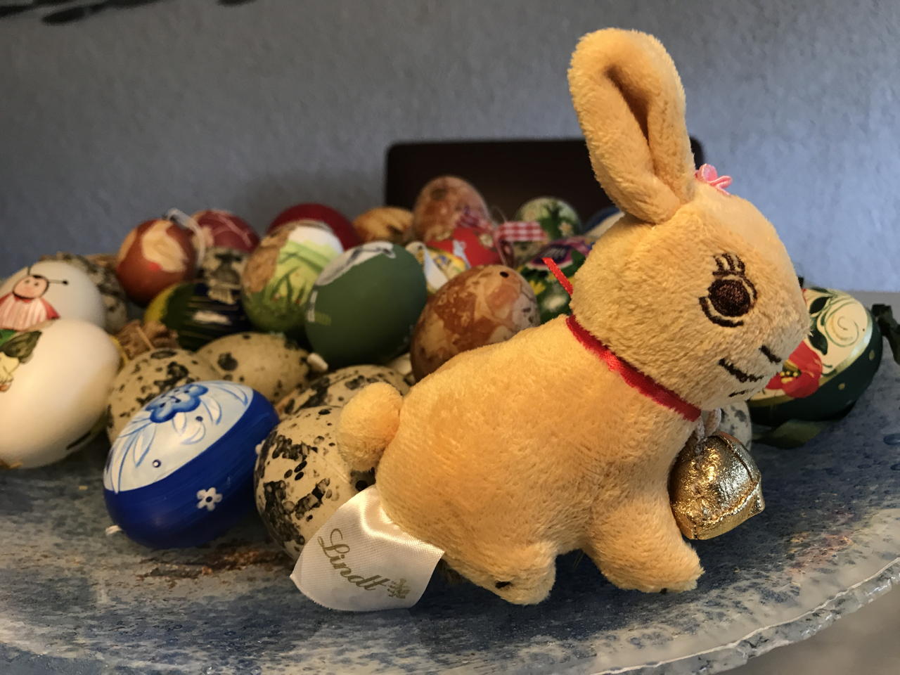 Ostern Osterzeit Osterbrauchtum Osterfeiertage bunte Ostereier Osterhasen Osterfeuer Ostergedichte