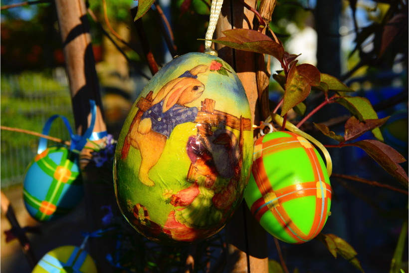 Ostern Osterzeit Osterbrauchtum Osterfeiertage bunte Ostereier Osterhasen Osterfeuer Ostergedichte