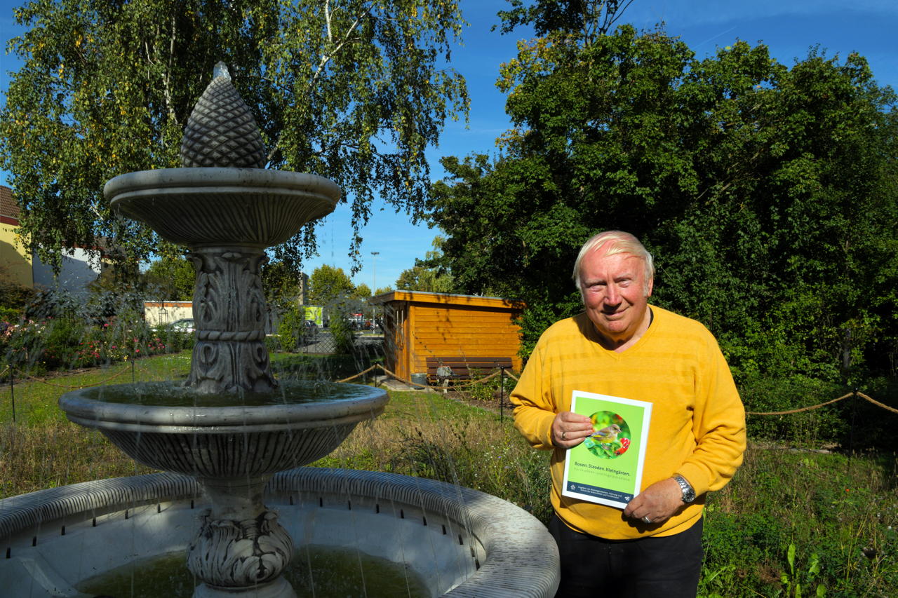 Rosengarten Mörfelden-Walldorf im Stadtteil Mörfelden, Rubensstraße 63 - Bürgerprojekt von Rudolf und Irene Blasnik, initiert im August 2021..