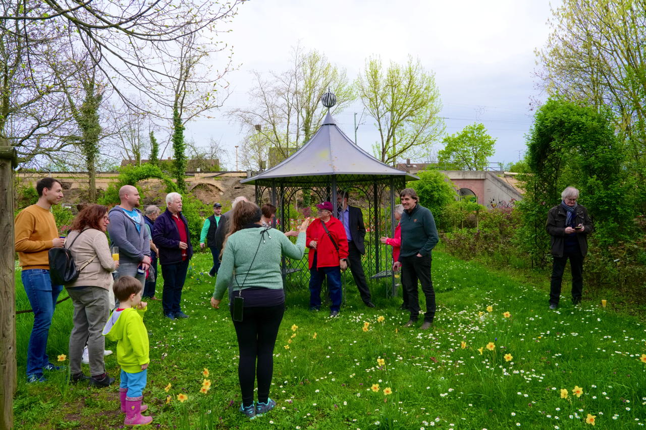  Rosengarten Mörfelden-Walldorf im Stadtteil Mörfelden, Rubensstraße 63 – Bürgerprojekt von Rudolf und Irene Blasnik, initiiert im August 2021.