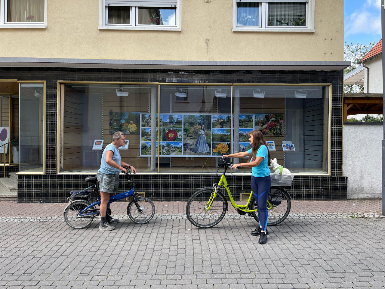  Rosengarten Mörfelden-Walldorf im Stadtteil Mörfelden, Rubensstraße 63 - Bürgerprojekt von Rudolf und Irene Blasnik, initiert im August 2021.