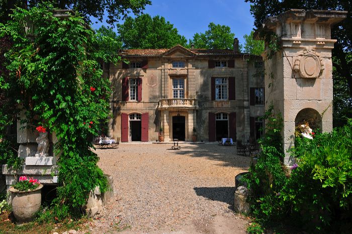 Saint-Remy de Provence - Chateau de Roussan