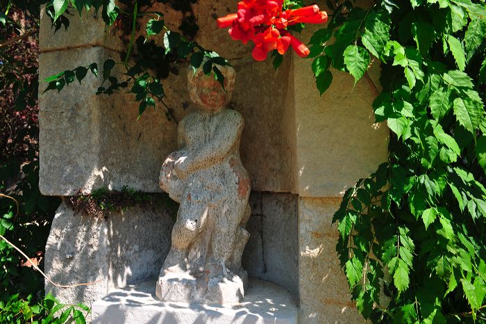 Saint-Remy de Provence - Chateau de Roussan