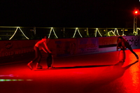 Eisbahn Schlittschuhbahn und Eisstockbahn vom Verein TGS Walldorf auf dem Sportgelände ein einmaliger  Wintertraum in der Doppelstadt Mörfelden-Walldorf