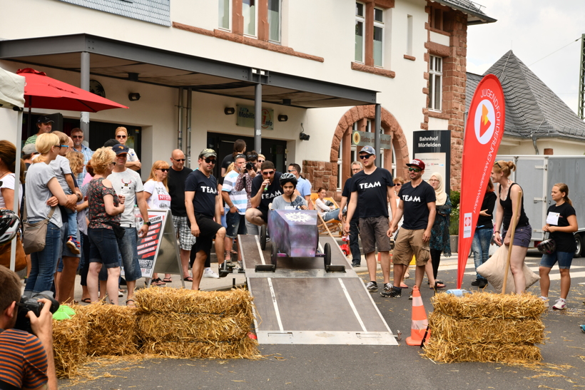 Juni 2018. Seifenkistenrennen in Mörfelden-Walldorf auf der Bahnhofstraße.