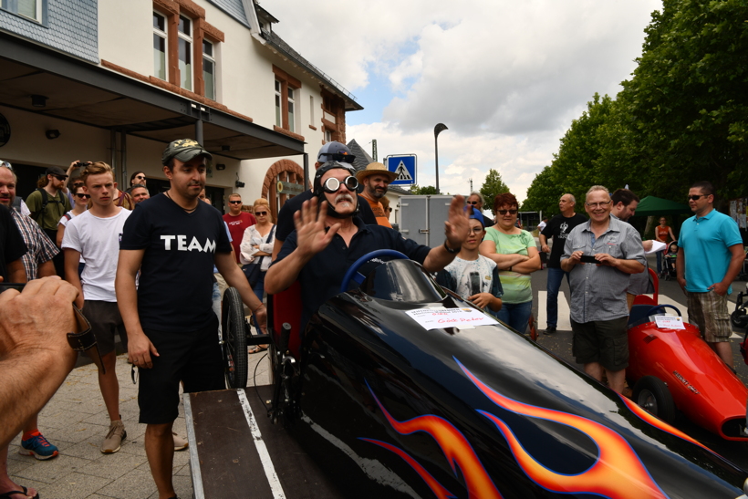 Juni 2018. Seifenkistenrennen in Mörfelden-Walldorf auf der Bahnhofstraße.