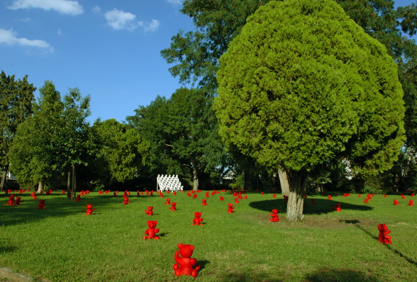 10. Skulpturenpark 2007 der Stadt Mörfelden-Walldorf mit Ottmar Hörl,  Der verlorene Traum