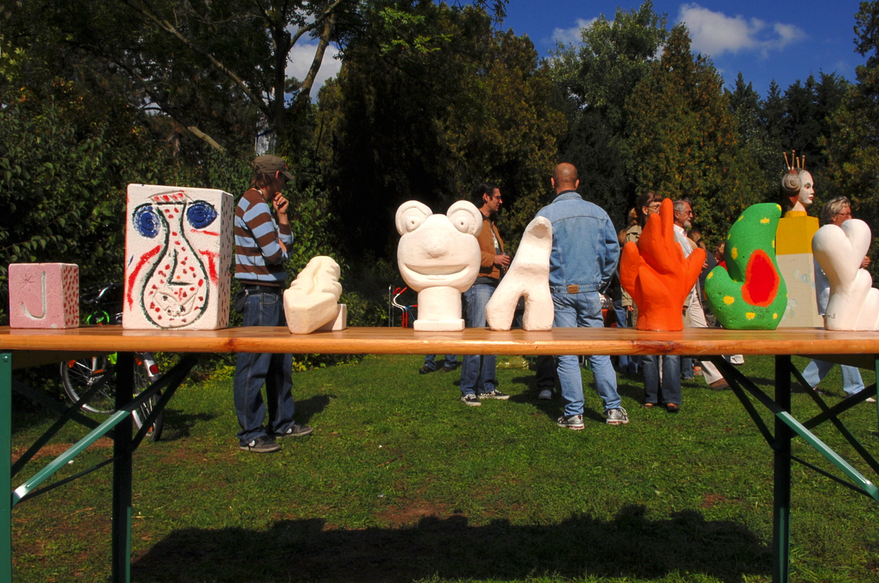 Skulpturen im Park im Rausch der Farben 11. Skulpturenpark 2008 der Stadt Mörfelden-Walldorf