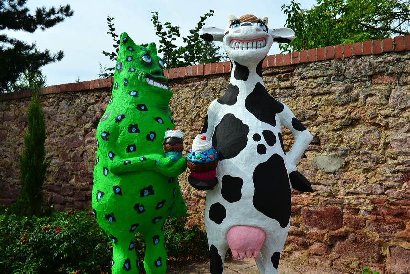 16. Skulpturenpark 2013, der Stadt Mörfelden-Walldorf - Mir wird ganz Angst um die Welt, wenn ich an die Ewigkeit denke