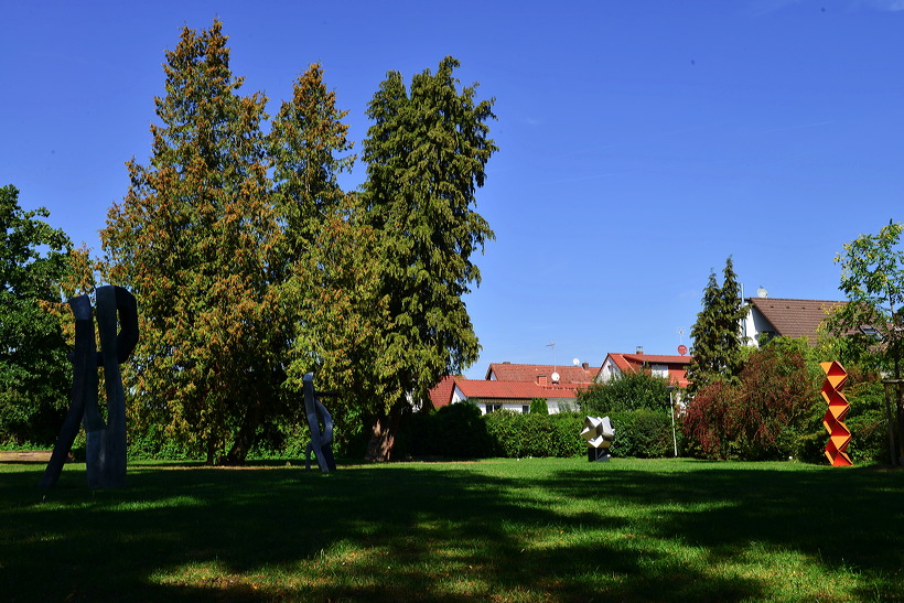 18. Skulpturenpark 2015, der Stadt Mörfelden-Walldorf - Figur und Umwelt