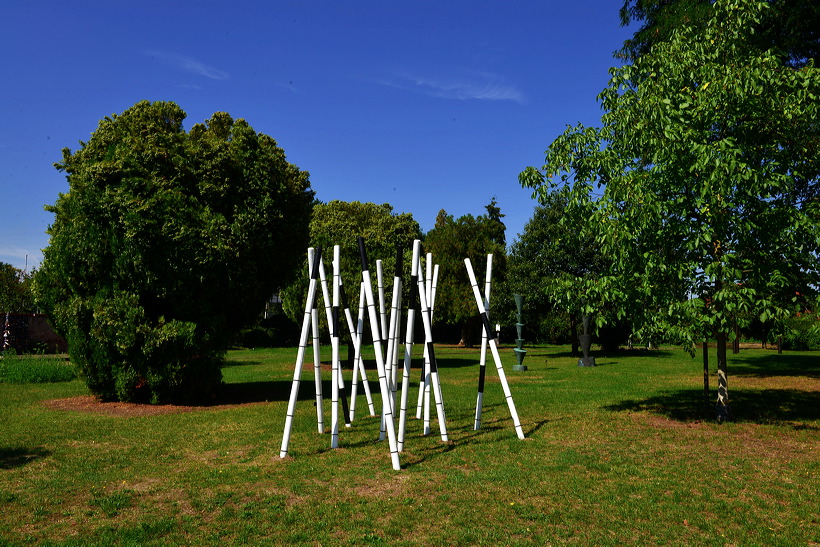 18. Skulpturenpark 2015, der Stadt Mörfelden-Walldorf - Figur und Umwelt