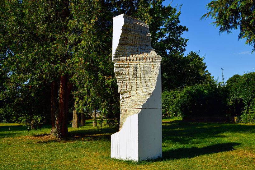 19. Skulpturenpark Mörfelden-Walldorf vom 7. August - 11. September 2016,  im Bürgerpark Mörfelden mit Jules Andrieu - Elvira Chevalier - Jan Douma - Ulrike Gölner - Cornelia Heier - Margret Holz - Thomas Matt - Markus Schmitt - Achim Schroeteler - Franz Stähler - Elizabeth Thallauer - Georg-Friedrich Wolf 