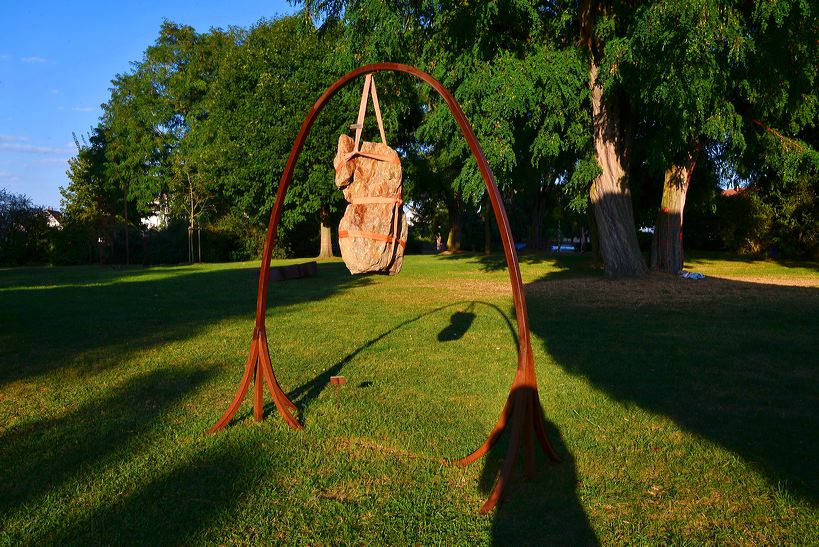 19. Skulpturenpark Mörfelden-Walldorf vom 7. August - 11. September 2016,  im Bürgerpark Mörfelden mit Jules Andrieu - Elvira Chevalier - Jan Douma - Ulrike Gölner - Cornelia Heier - Margret Holz - Thomas Matt - Markus Schmitt - Achim Schroeteler - Franz Stähler - Elizabeth Thallauer - Georg-Friedrich Wolf 