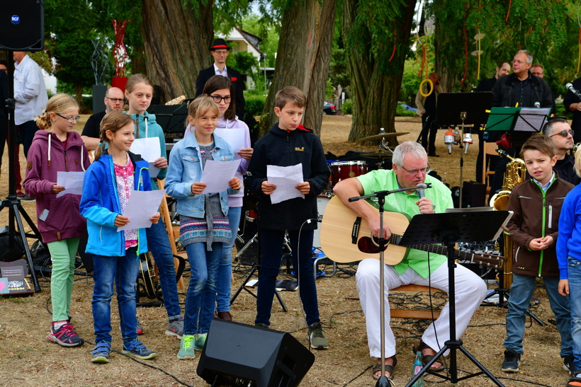 21. Skulpturenpark Mörfelden-Walldorf vom 29. Juli bis 2. September 2018 im Bürgerpark Mörfelden mit Manfred Emmenegger-Kanzler, Christiane Erdmann, Peter Helmstetter, Ernst Günter Herrmann, Paul Hirsch, Wulf Kirschner, Robert Kögel, Jaewon Park, Lothar Steckenreiter, Elizabeth Thallauer, Heide Weidele