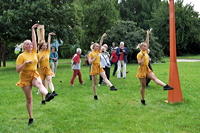23. Skulpturenpark 2021 Mörfelden-Walldorf vom 4. Juli bis 29. August 2021 im Bürgerpark Mörfelden mit Sascha Boldt Jens Grundschock Nicole Jänes Ulrich Jung Dieter Oehm Katrin Paul Wanda Pratschke Tanja Röder Petra Scheibe Teplitz und Maximilian Verhas