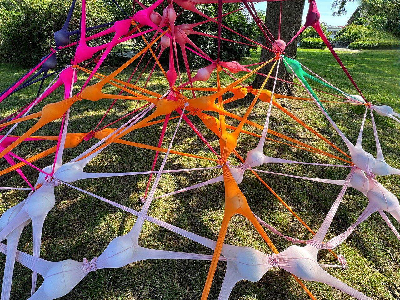 27.Skulpturenpark 2025 Vom 20. Juli bis 7. September 2025 im Bürgerpark Mörfelden in einem Open-Air-Ausstellungsraum mit Skulptur und Objektkunst.