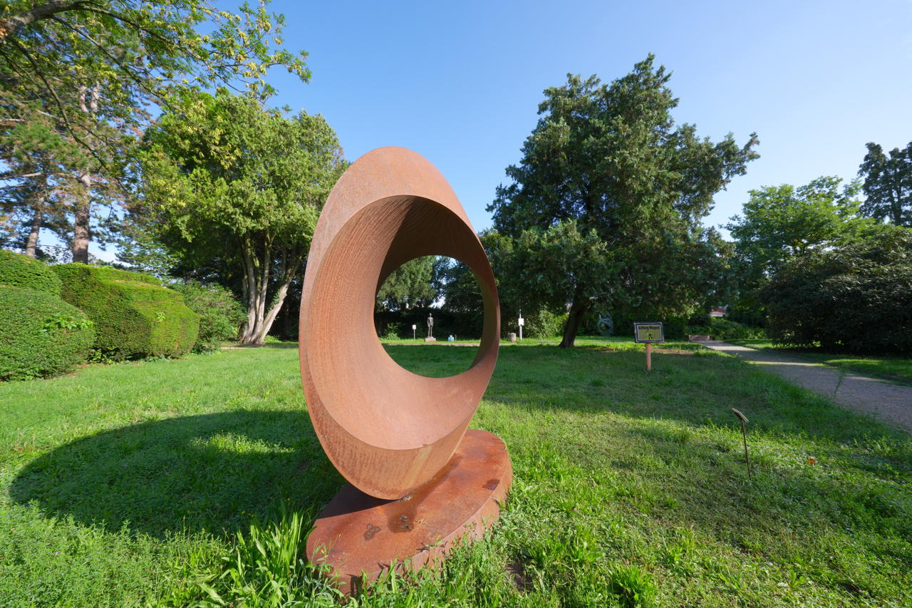27.Skulpturenpark 2025 Vom 20. Juli bis 7. September 2025 im Bürgerpark Mörfelden in einem Open-Air-Ausstellungsraum mit Skulptur und Objektkunst.