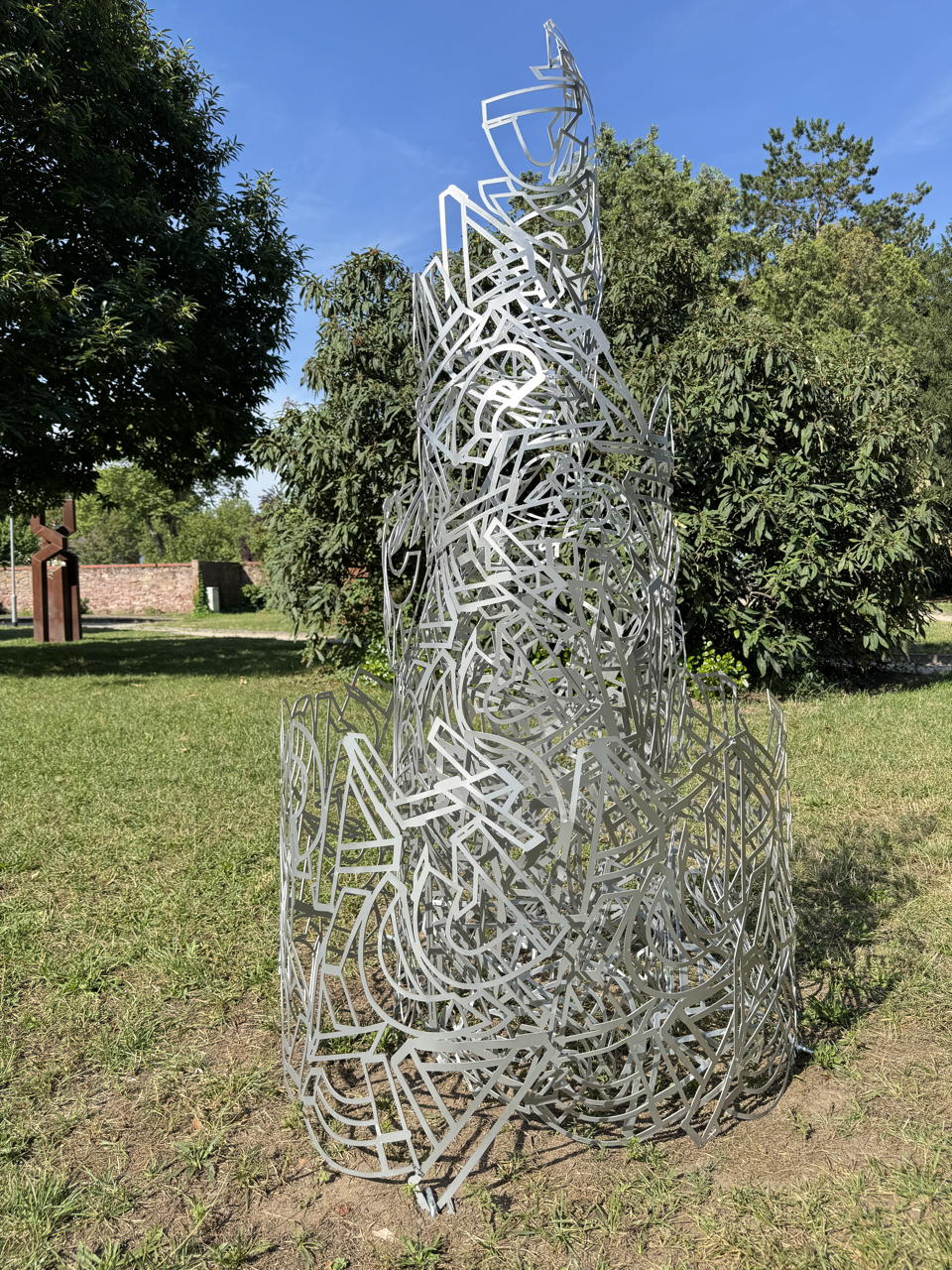 27.Skulpturenpark 2025 Vom 20. Juli bis 7. September 2025 im Bürgerpark Mörfelden in einem Open-Air-Ausstellungsraum mit Skulptur und Objektkunst.