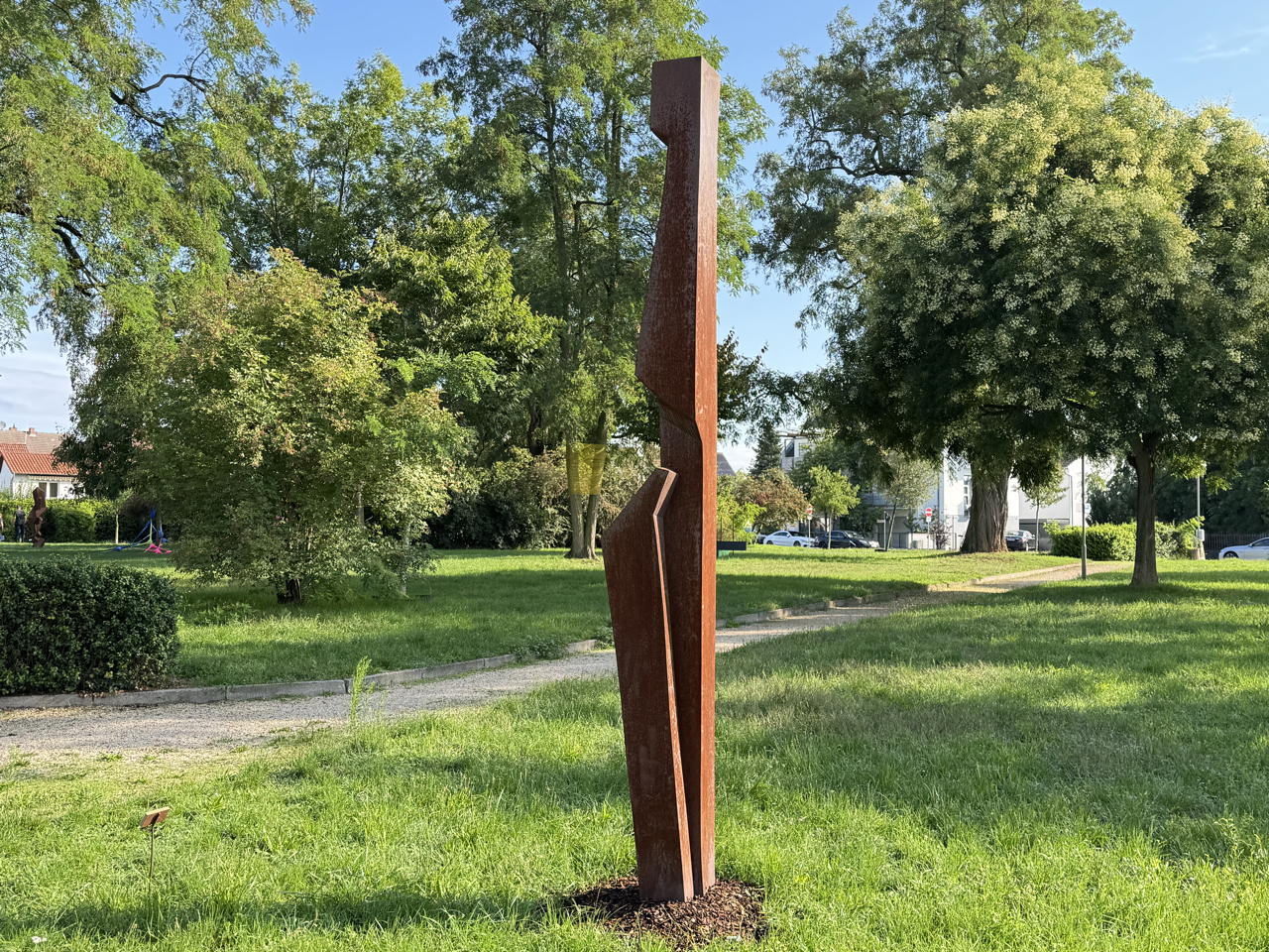 27.Skulpturenpark 2025 Vom 20. Juli bis 7. September 2025 im Bürgerpark Mörfelden in einem Open-Air-Ausstellungsraum mit Skulptur und Objektkunst
