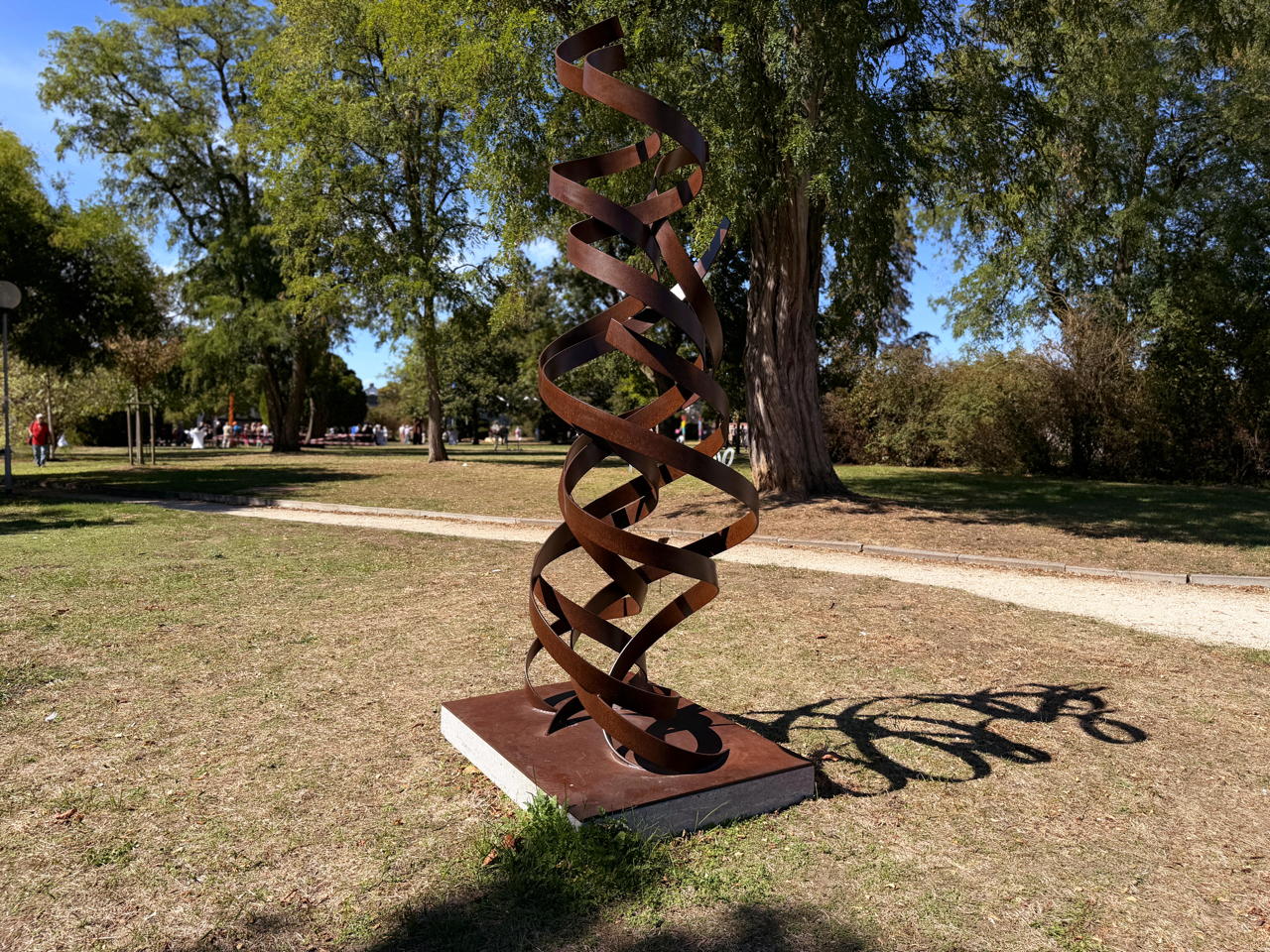 28. Skulpturenpark 2026 Vom 26. Juli bis 6. September 2026 im Bürgerpark Mörfelden in einem Open-Air-Ausstellungsraum mit Skulptur und Objektkunst.