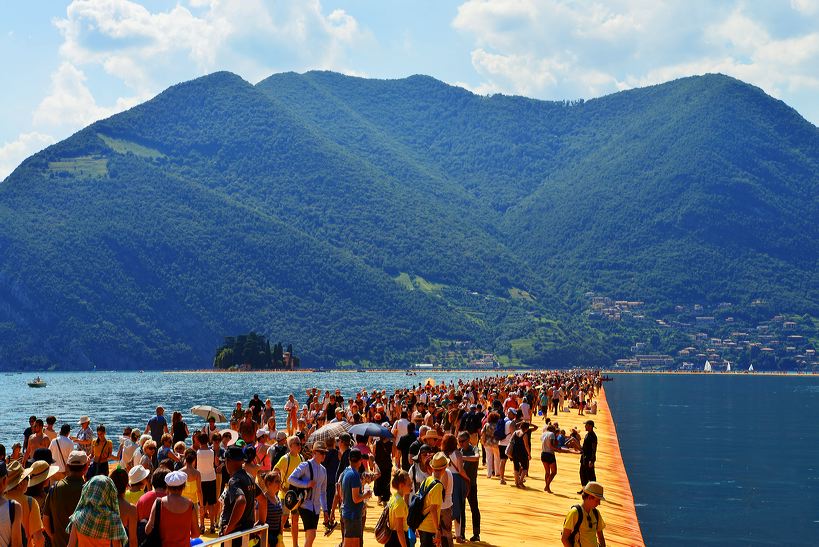 The Floating Piers, Lake Iseo Italiy, 2014 - 2016 Christo and Jeanne-Claude