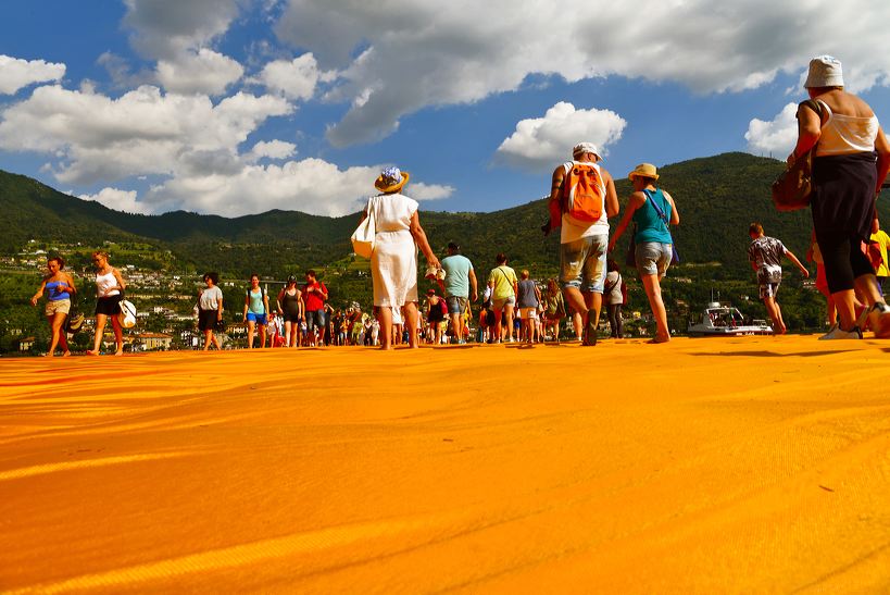 The Floating Piers, Lake Iseo Italiy, 2014 - 2016 Christo and Jeanne-Claude