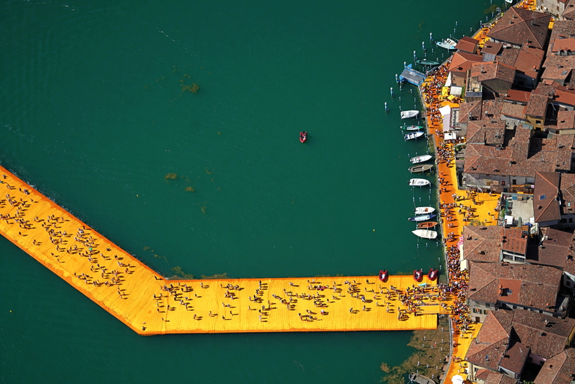 The Floating Piers, Lake Iseo Italiy, 2014 - 2016 Christo and Jeanne-Claude