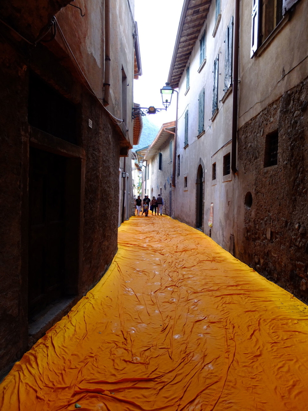 the Floating Piers, Lake Iseo Italiy, 2014 - 2016 Christo and Jeanne-Claude