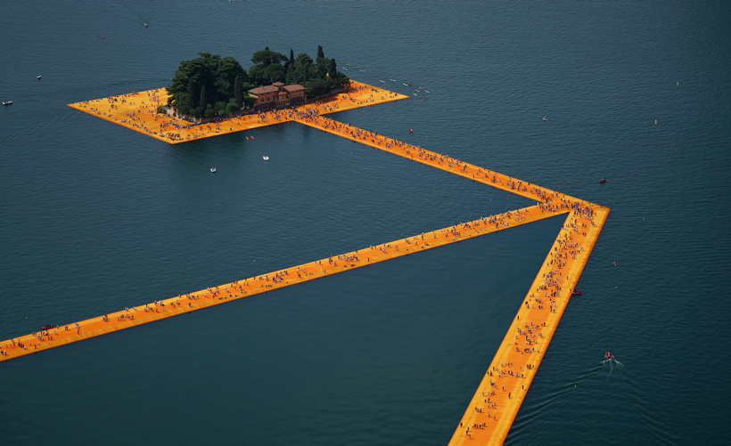 the Floating Piers, Lake Iseo Italiy, 2014 - 2016 Christo and Jeanne-Claude