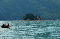 The Floating Piers, Lake Iseo Italiy, 2014 - 2016 Christo and Jeanne-Claude