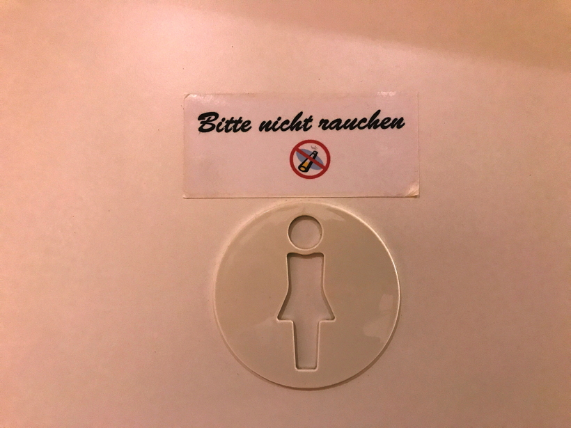 Toiletten WC Klo stilles Örtchen Klosett Lokus Abort, Latrine, Null-Nul Donnerbalken