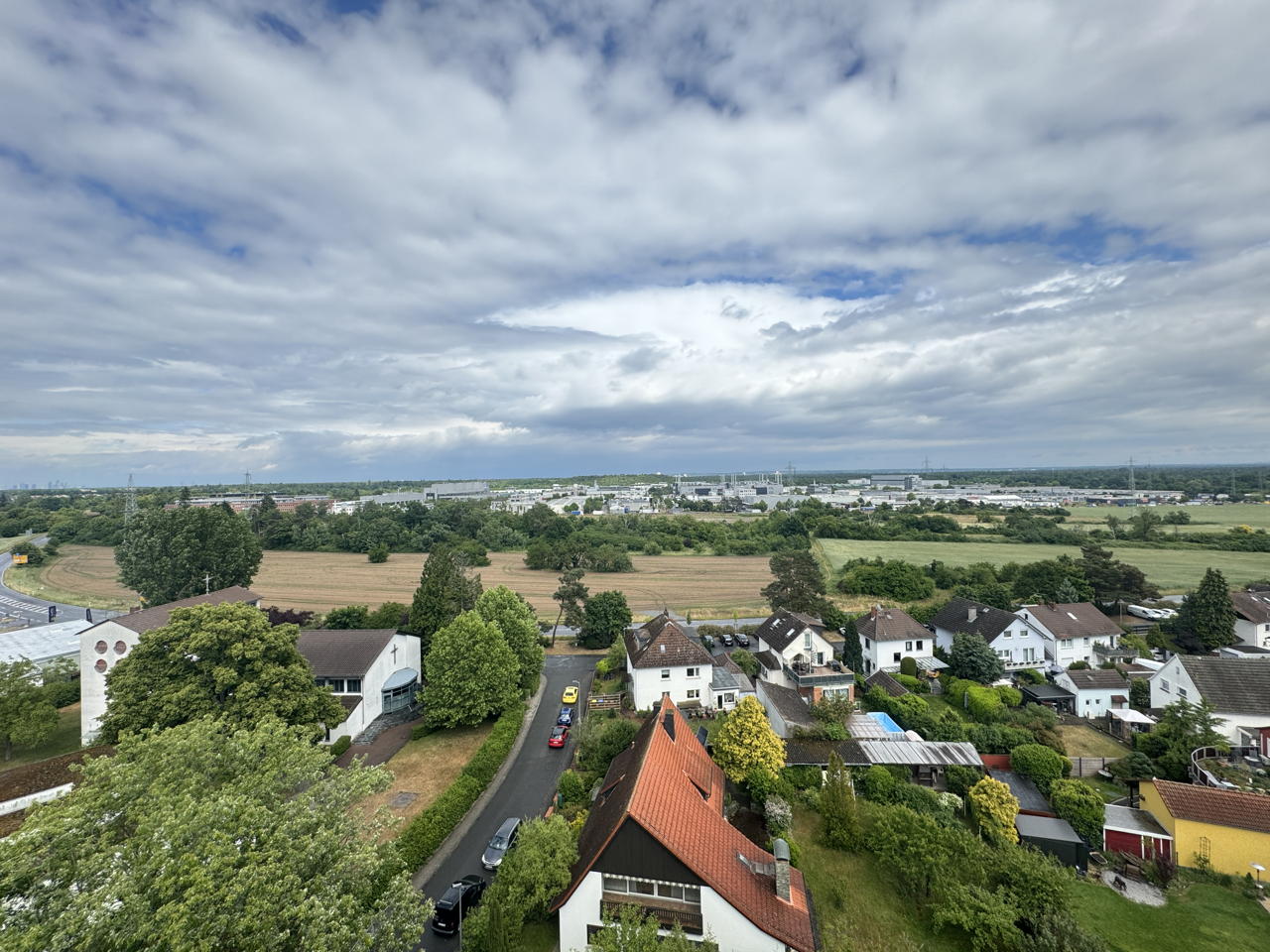 Wasserturm Mörfelden-Walldorf der Wasserturm ist das Wahrzeichen von Mörfelden an der Frankfurter Straße