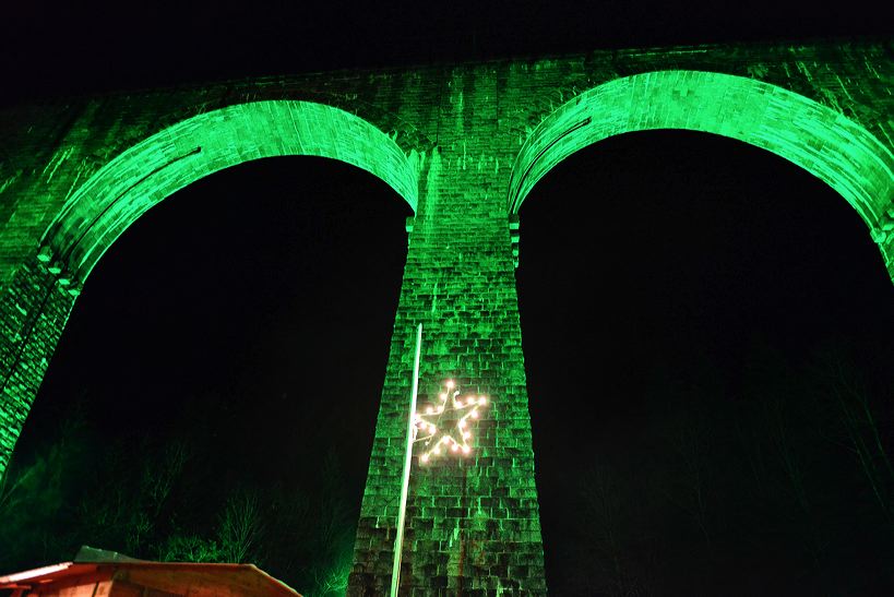 Weihnachtsmarkt 2015 in der Ravennaschlucht, einer der vermutlich schönsten Weihnachtsmärkte Deutschlands im Hochschwarzwald am Hofgut Sternen