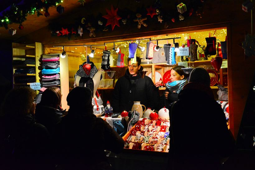 Weihnachtsmarkt 2015 in der Ravennaschlucht, einer der vermutlich schönsten Weihnachtsmärkte Deutschlands im Hochschwarzwald am Hofgut Sternen