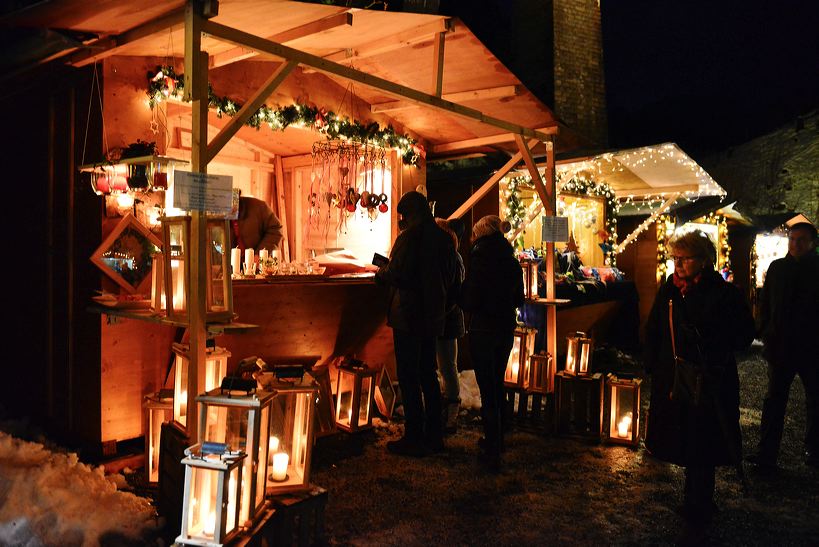 Weihnachtsmarkt 2015 in der Ravennaschlucht, einer der vermutlich schönsten Weihnachtsmärkte Deutschlands im Hochschwarzwald am Hofgut Sternen