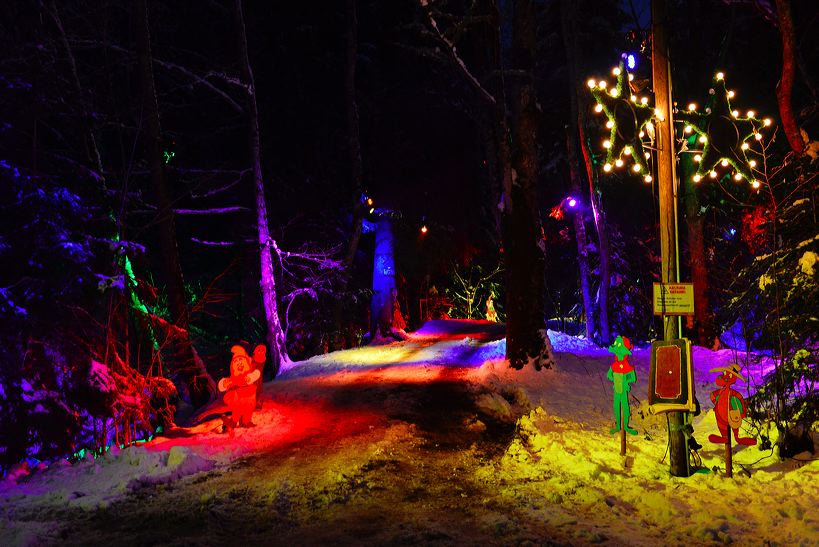 Weihnachtsmarkt 2015 in der Ravennaschlucht, einer der vermutlich schönsten Weihnachtsmärkte Deutschlands im Hochschwarzwald am Hofgut Sternen