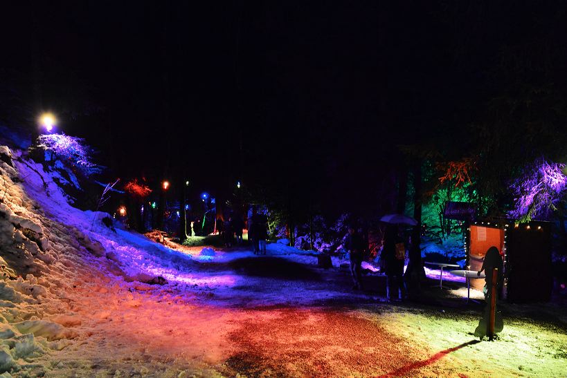 Weihnachtsmarkt 2015 in der Ravennaschlucht, einer der vermutlich schönsten Weihnachtsmärkte Deutschlands im Hochschwarzwald am Hofgut Sternen