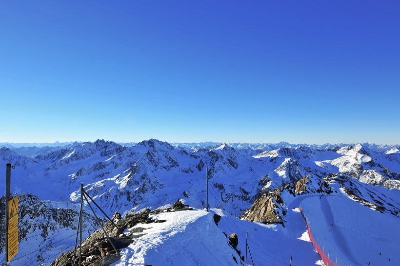 Wildspitzbahn mit Cafe 3.440 im Pitztal Tirol