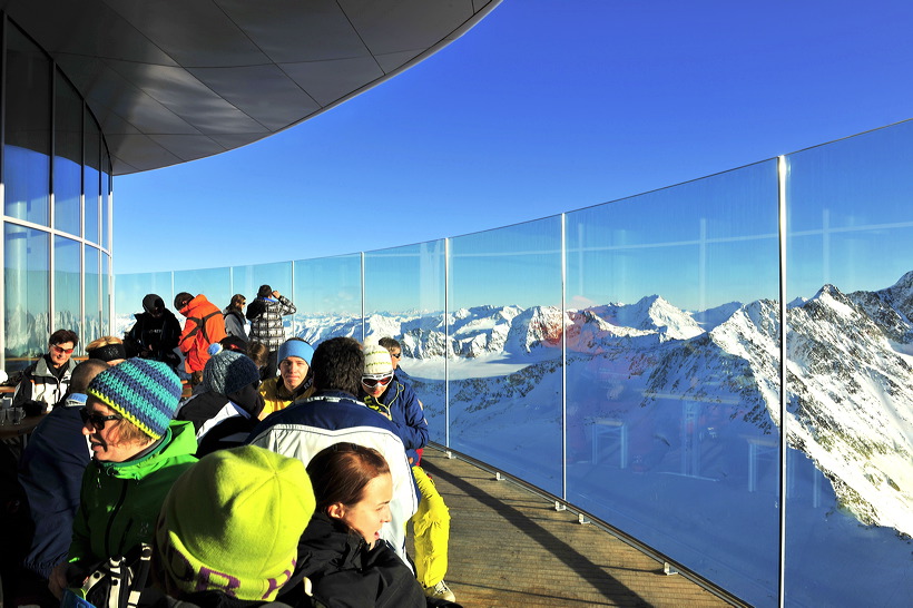 Wildspitzbahn mit Cafe 3.440 im Pitztal Tirol