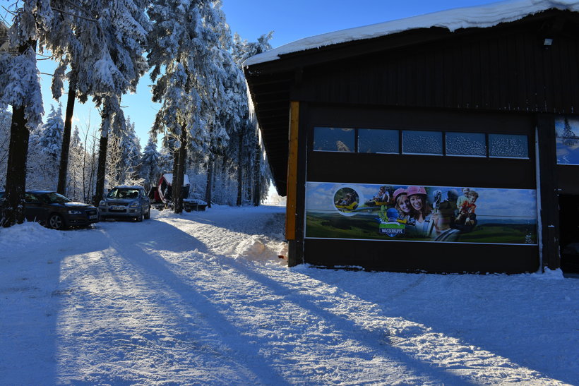 Winterzauber Wasserkuppe Rhön Ski- und Rodelarena und Paragliding.