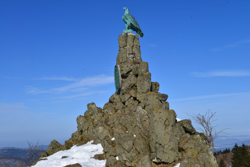 Winterzauber Wasserkuppe Rhön Ski- und Rodelarena und Paragliding.